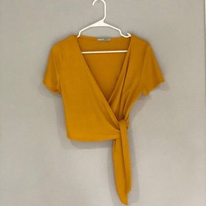 Yellow Crop Top 💛